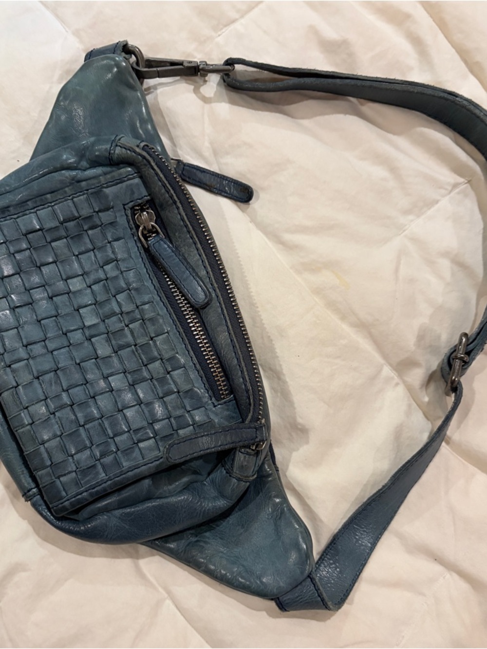 Vilenca Holland Belt Bag/ Woven Leather Crossbody Sling Bag *rare*